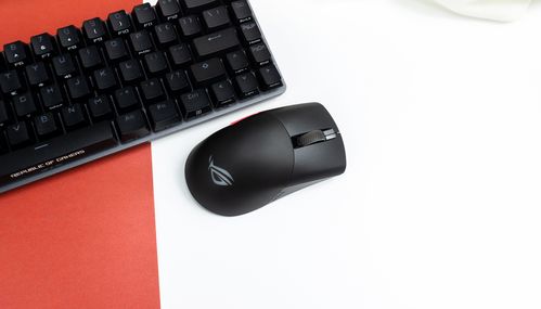 当桌面键鼠耳机全面“败家之眼”化 ROG全家桶的沉浸式感官体验